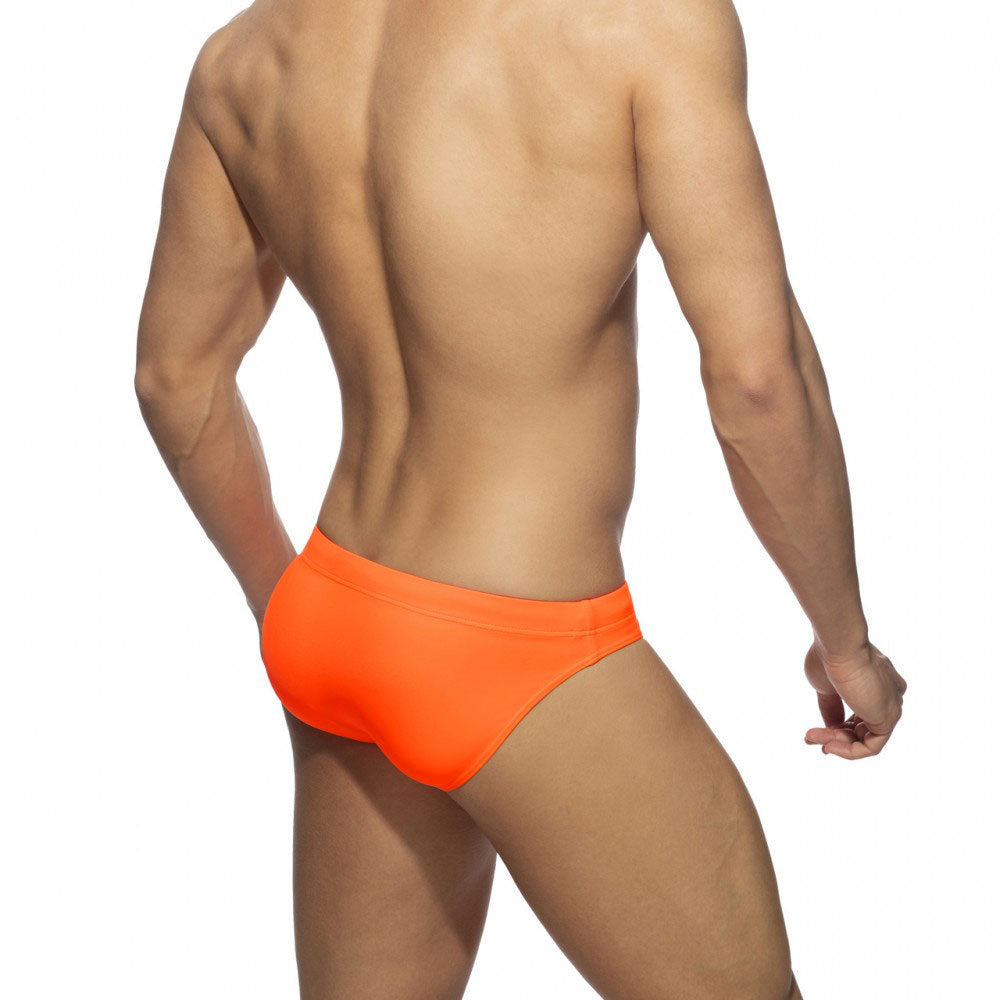 U096 Pure Color Mens Swimsuit Briefs Swimwear Male Sexy Swimming Bikini 11 colors